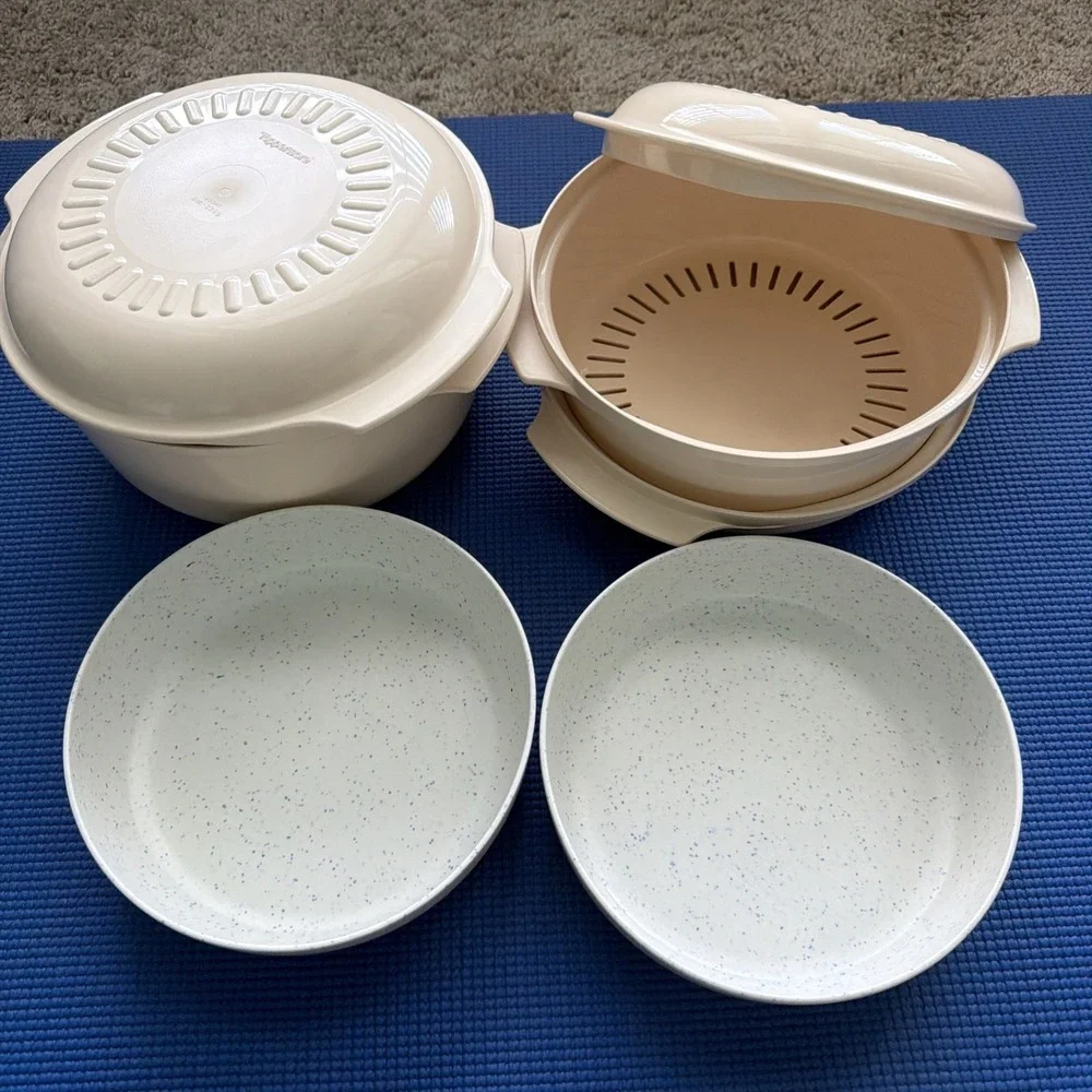 Tupperware Microwave 7 Piece Stack Cooker Steamer Set EXCELLENT USED CONDITION
